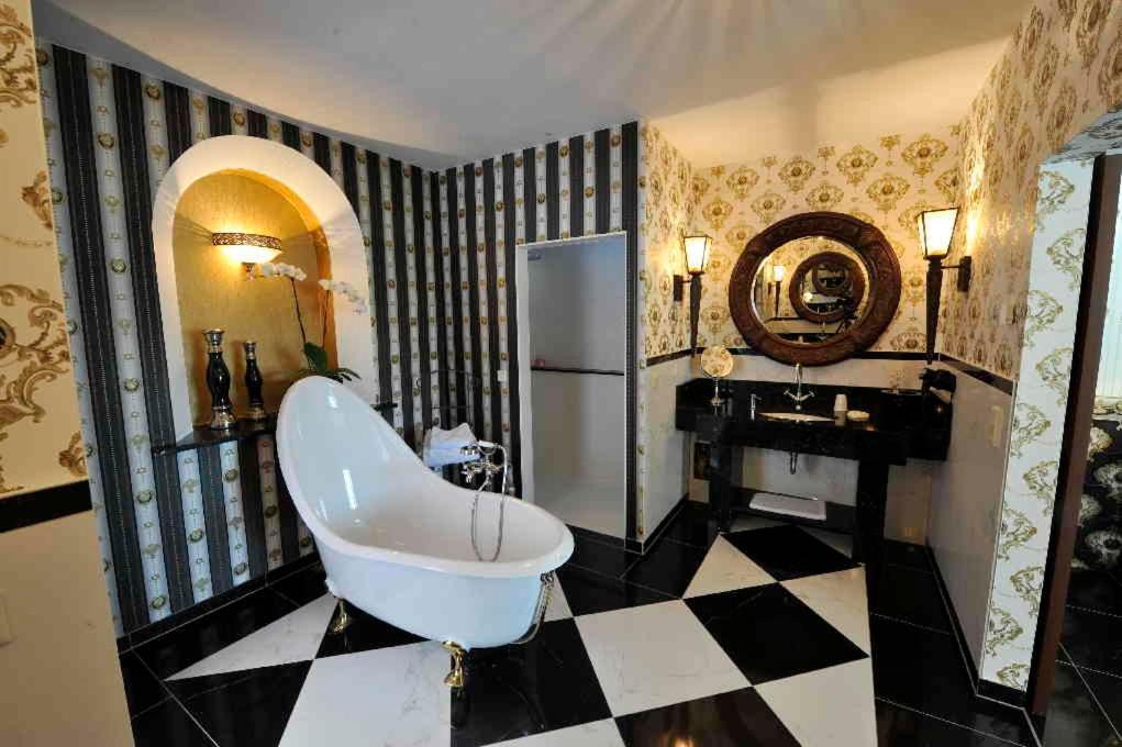 Burg Hotel Romantik Gotha Eksteriør bilde